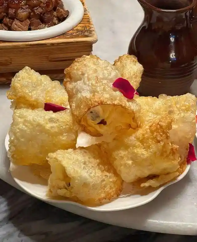 云南大理必吃!这家店的鸡汤美味引爆味蕾,风味独特不容错过