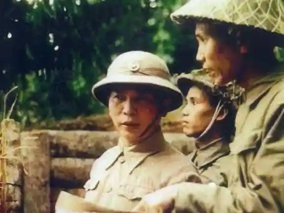 奠边府奇迹:中国暗中指挥,菜鸟军团歼灭1.6万法军?