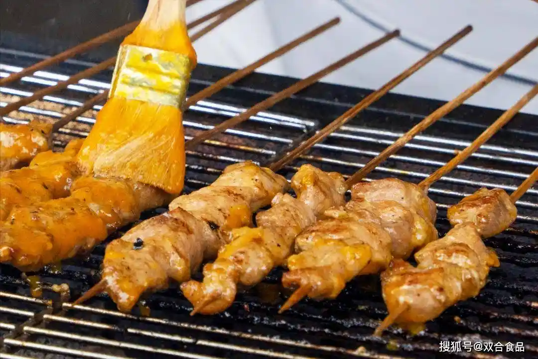 带果香的烤肉!广西独特风味引爆味觉新体验