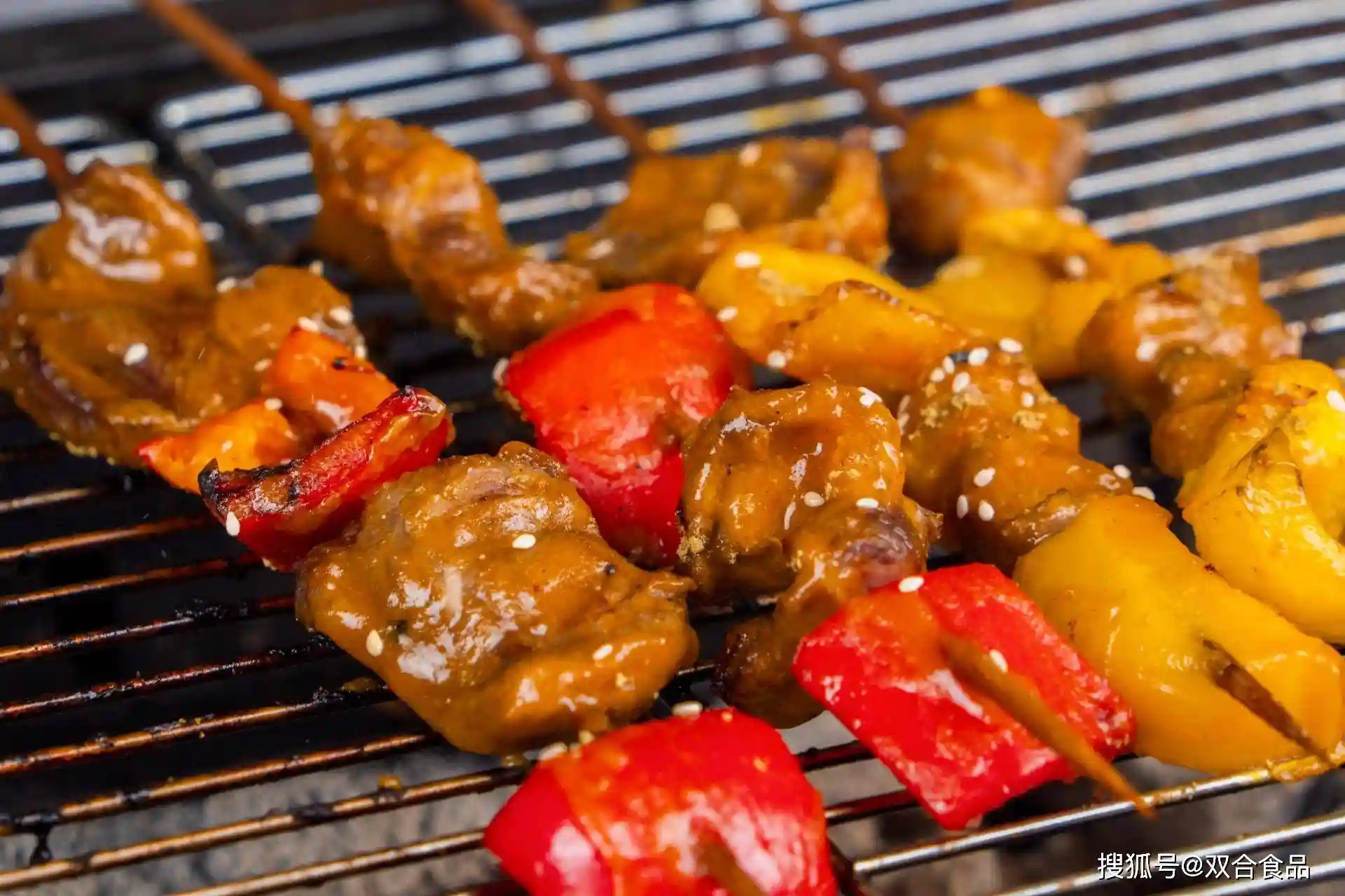 带果香的烤肉!广西独特风味引爆味觉新体验