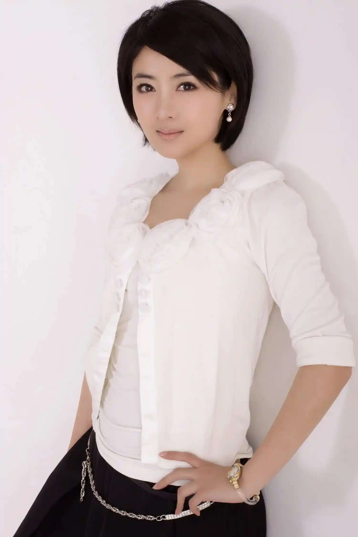 37岁高龄产子,演员小李琳:这是我人生最勇敢的决定