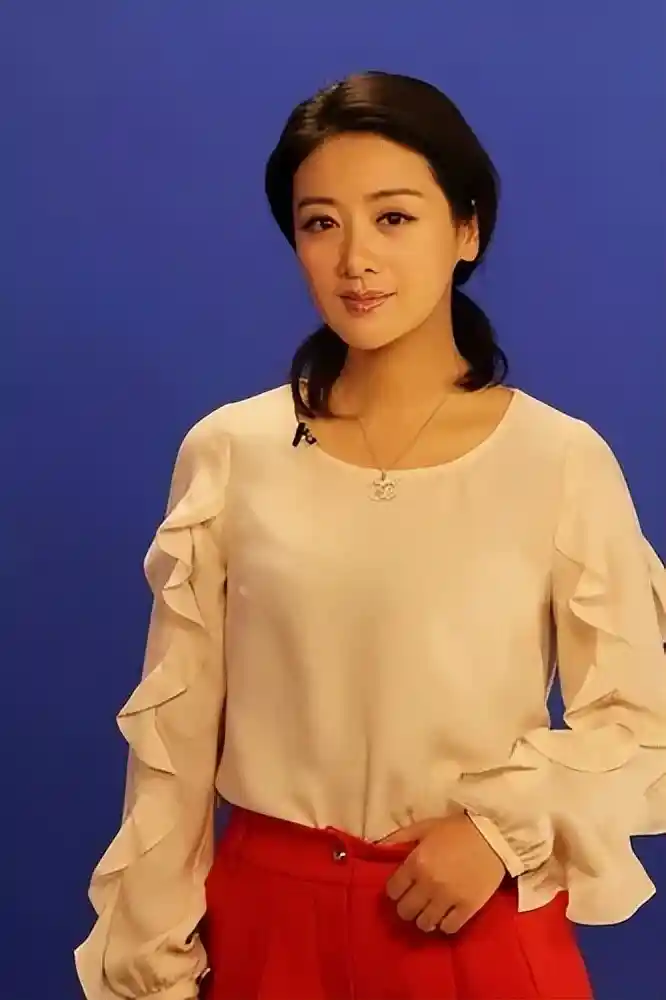 37岁高龄产子,演员小李琳:这是我人生最勇敢的决定