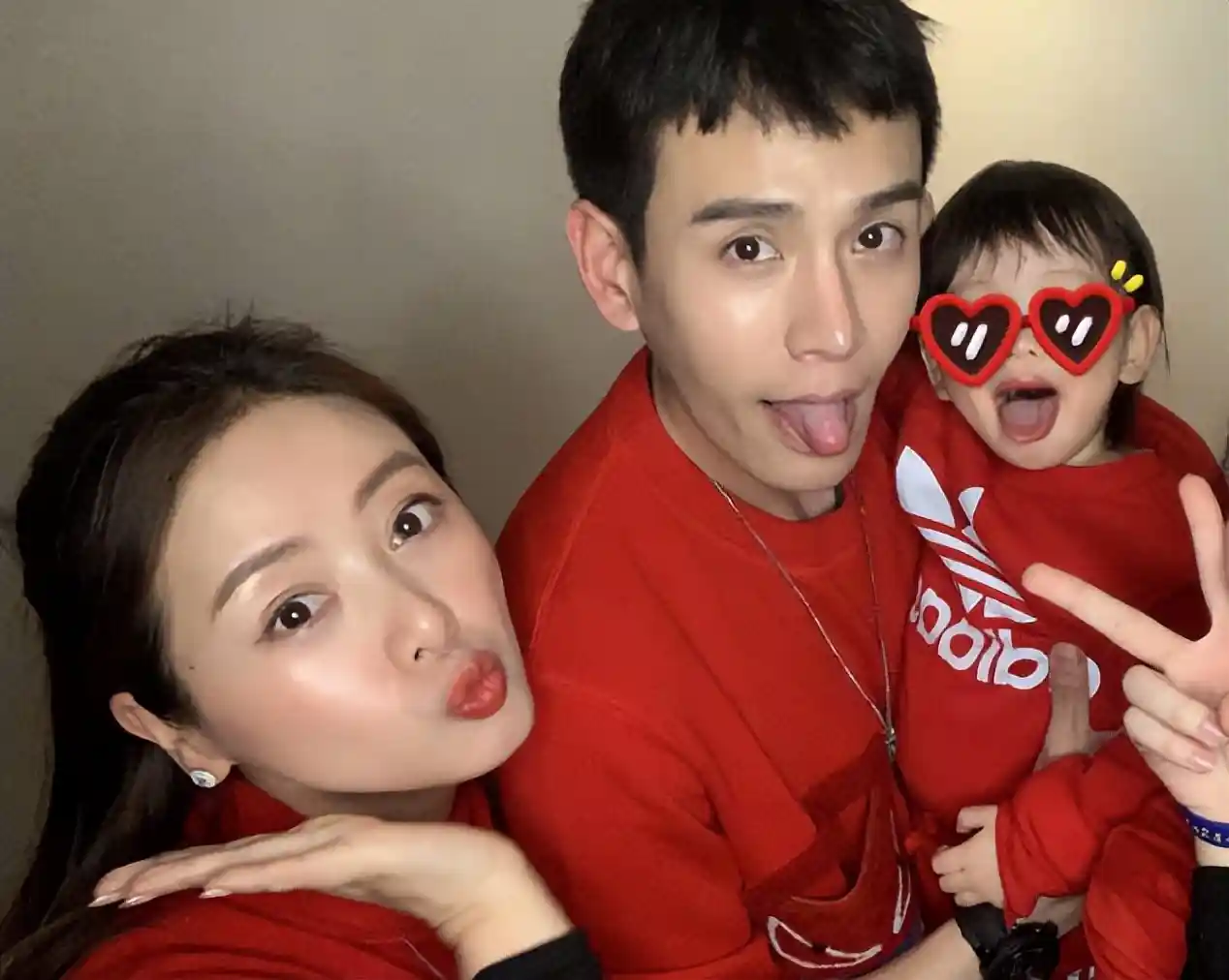 37岁高龄产子,演员小李琳:这是我人生最勇敢的决定