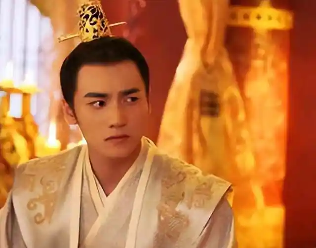 宇文皇族暗涌:泰子南征北战,密谋刺杀杨坚惊天内幕曝光!