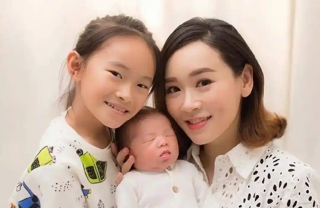 TVB前花旦台庆彩排意外重伤送ICU，生死一线公司紧急封口