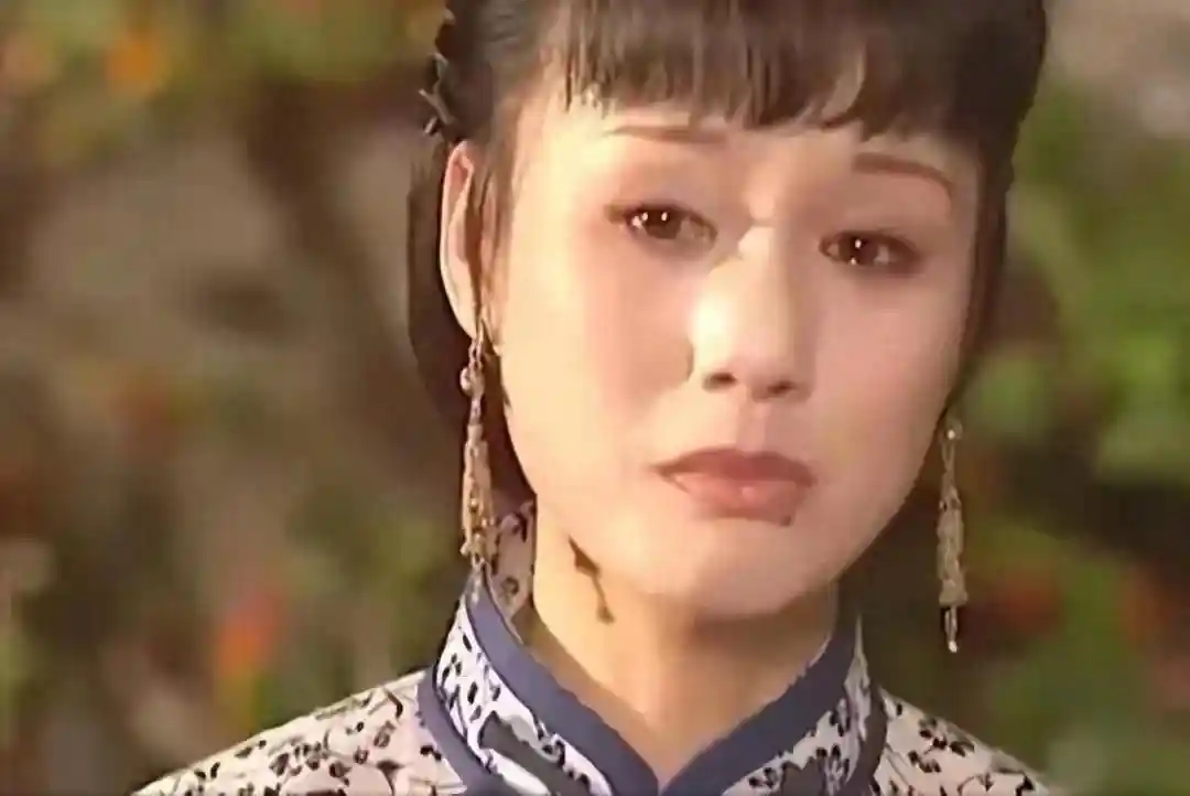 康熙后宫谜影：容妃真实身份大揭秘