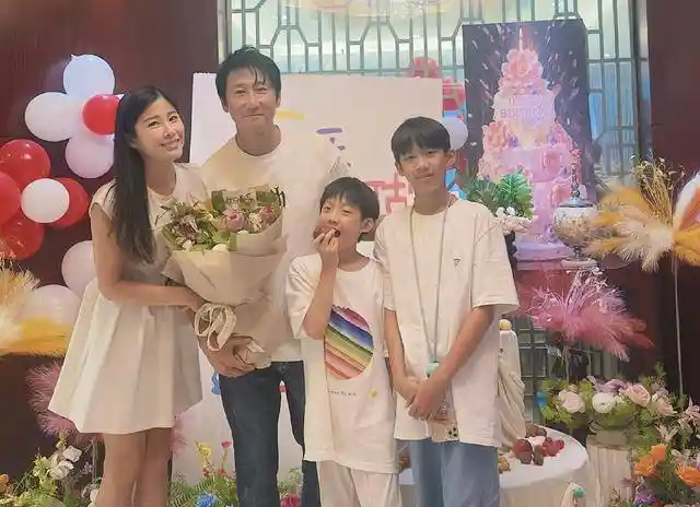 港星周家蔚洪天明夫妇骤迁深圳，宣告永不回流香港