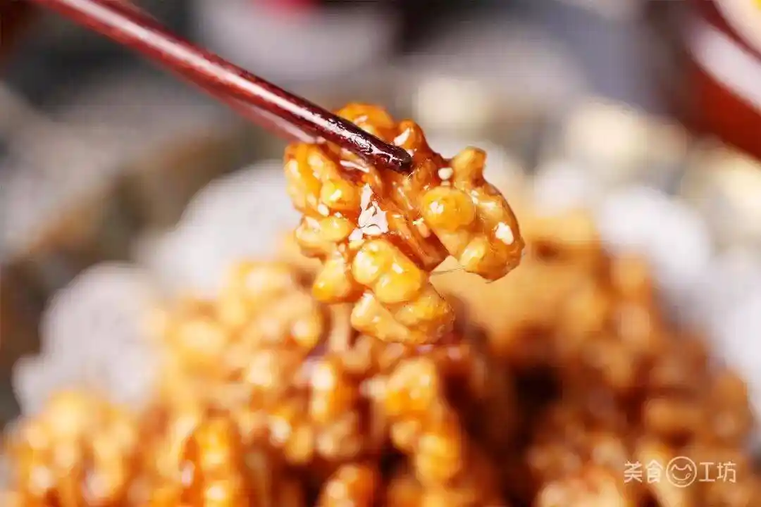 健康零食新宠!免油炸酥脆香甜,餐桌必备解馋神器