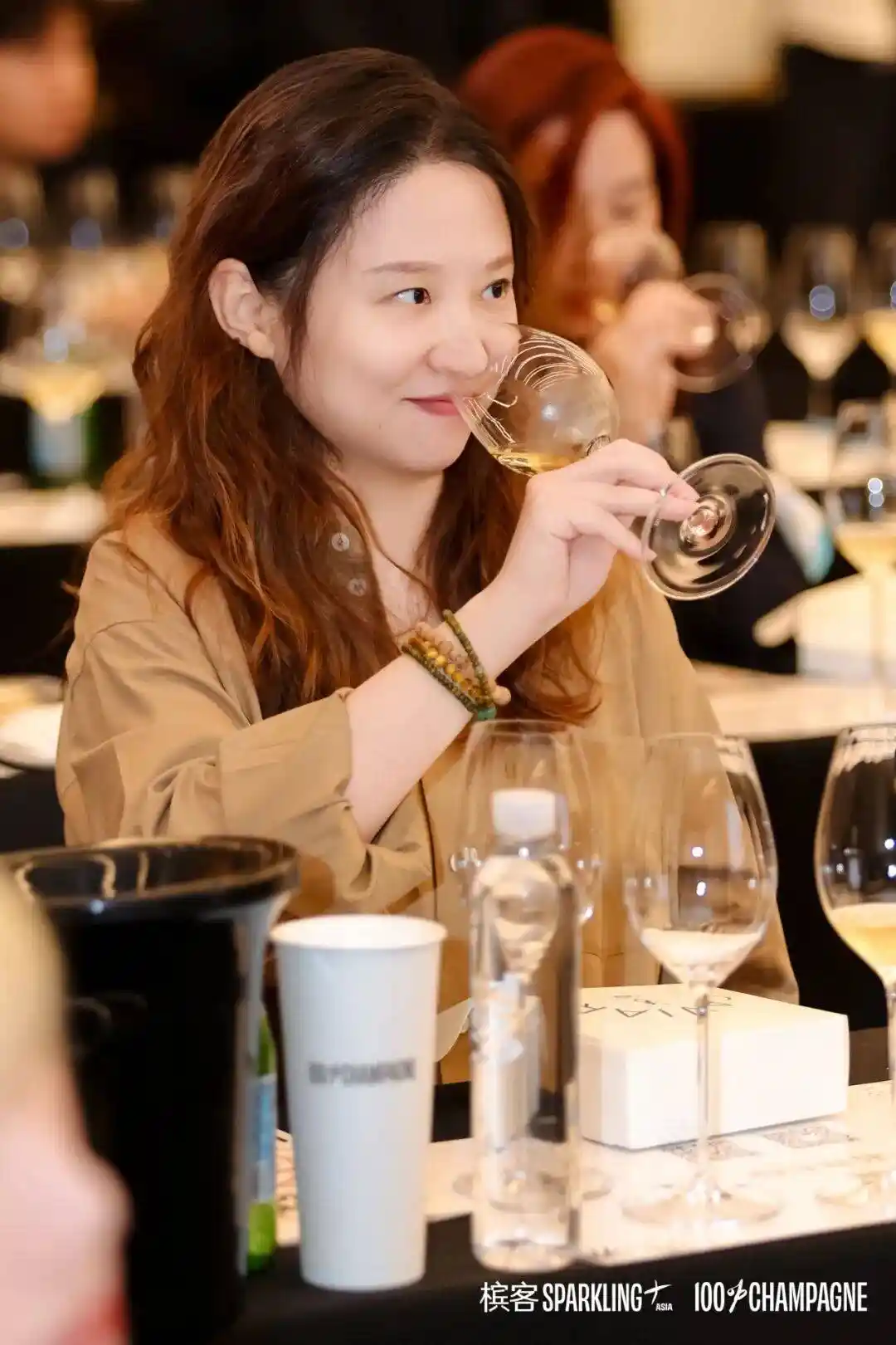 香槟之魅,风味拼就马赛克——Krug大师班颠覆味觉想象