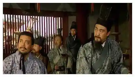 贾南风：毒酒、密诏与金殿血诏——西晋妖后如何用三张底牌掀翻外戚宗室，独掌帝国权柄