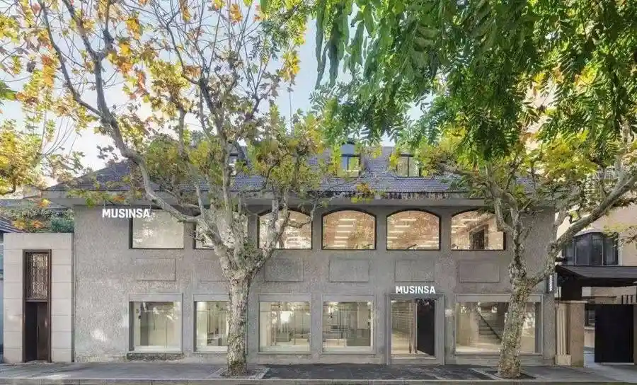 韩流主理人CityWalk探秘衡复，新商业版图引爆上海潮圈