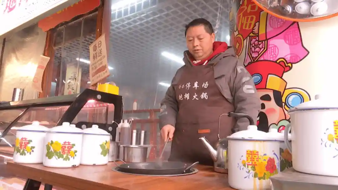 咸淡辣度随你定,这家贵阳火锅店用‘店规’赢麻了!