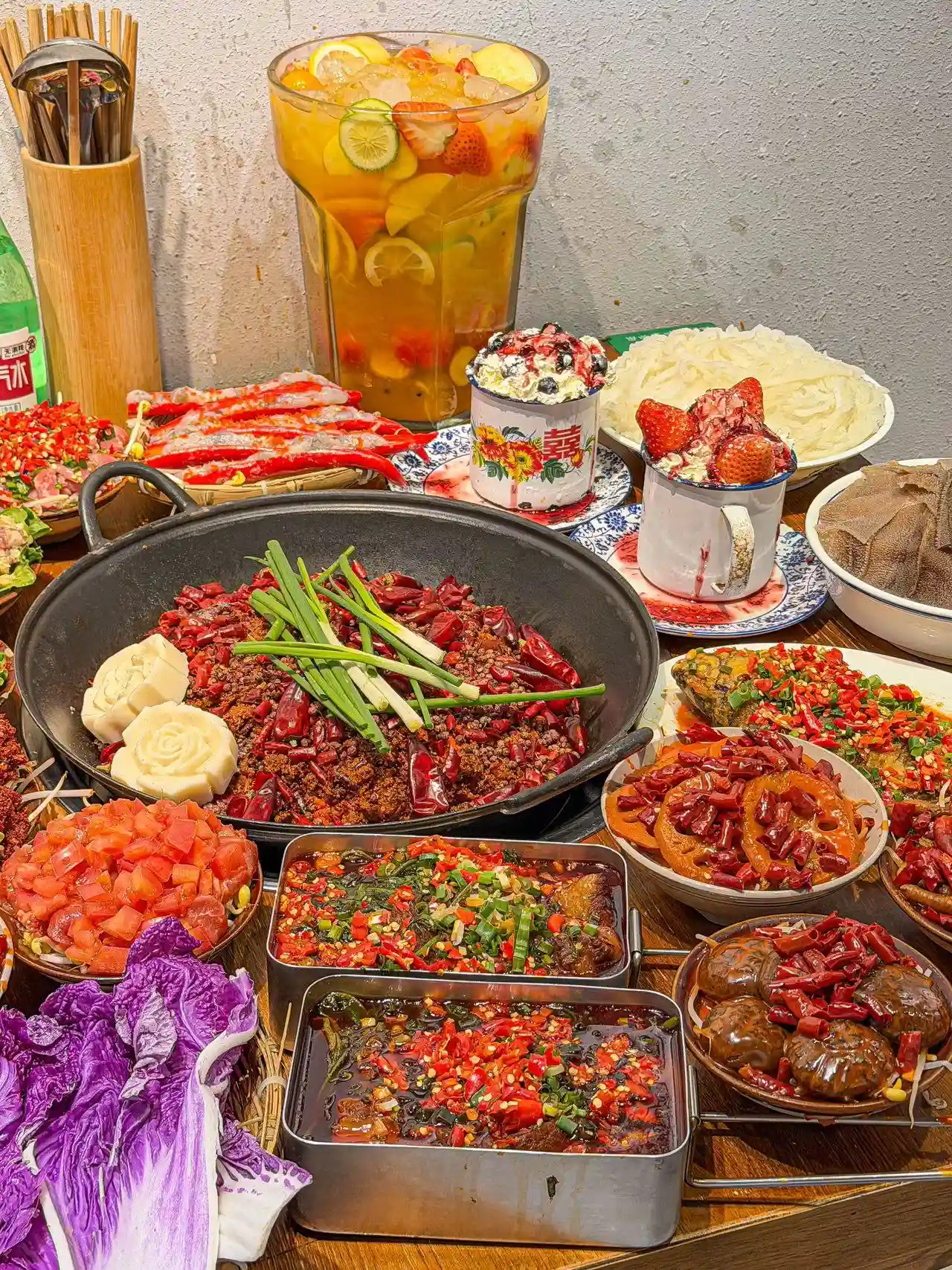 洛阳火锅界毛肚天花板惊现万安!脆嫩到跳动的鲜毛肚引爆全城味觉革命