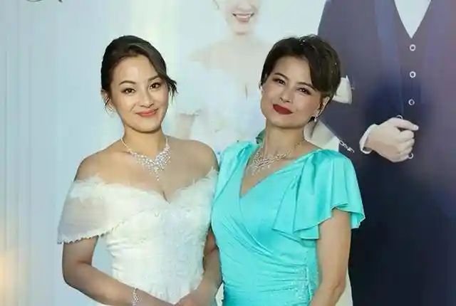 黎燕珊首晒男友正脸，黄昏恋引爆再婚憧憬热议