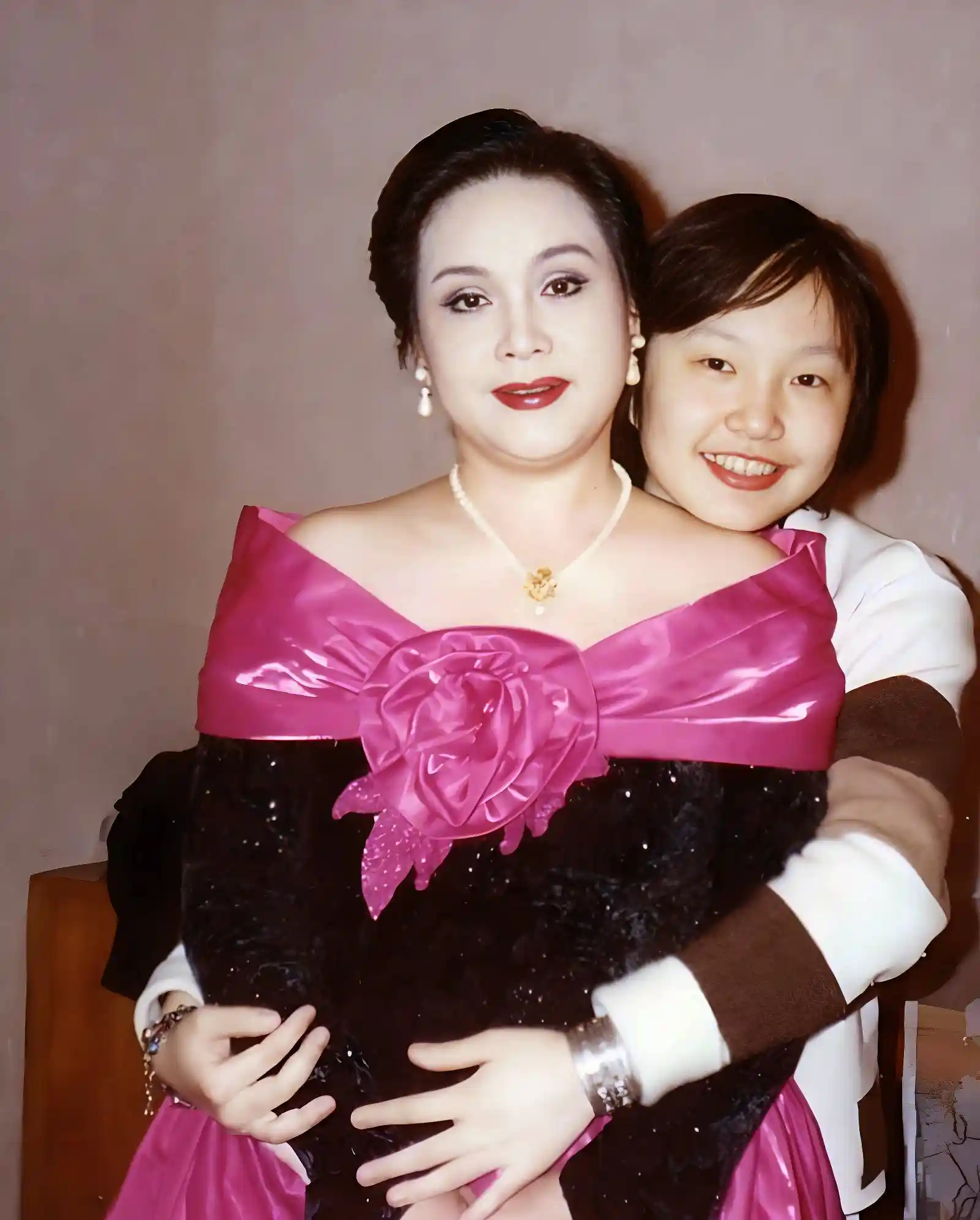 李谷一四届春晚缺席背后：女儿46岁未嫁成心病？