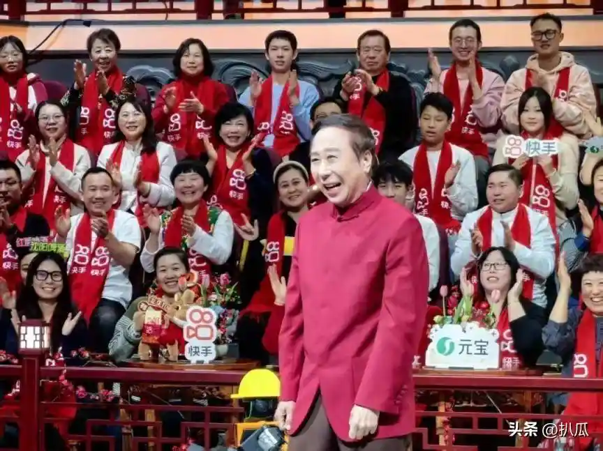 冯巩春晚33年传奇落幕，晚年与爱妻共度温馨时光