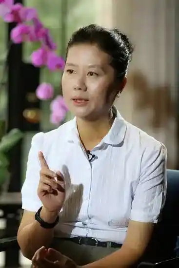 文坛她力量崛起:四位改写中国当代文学版图的女性书写者