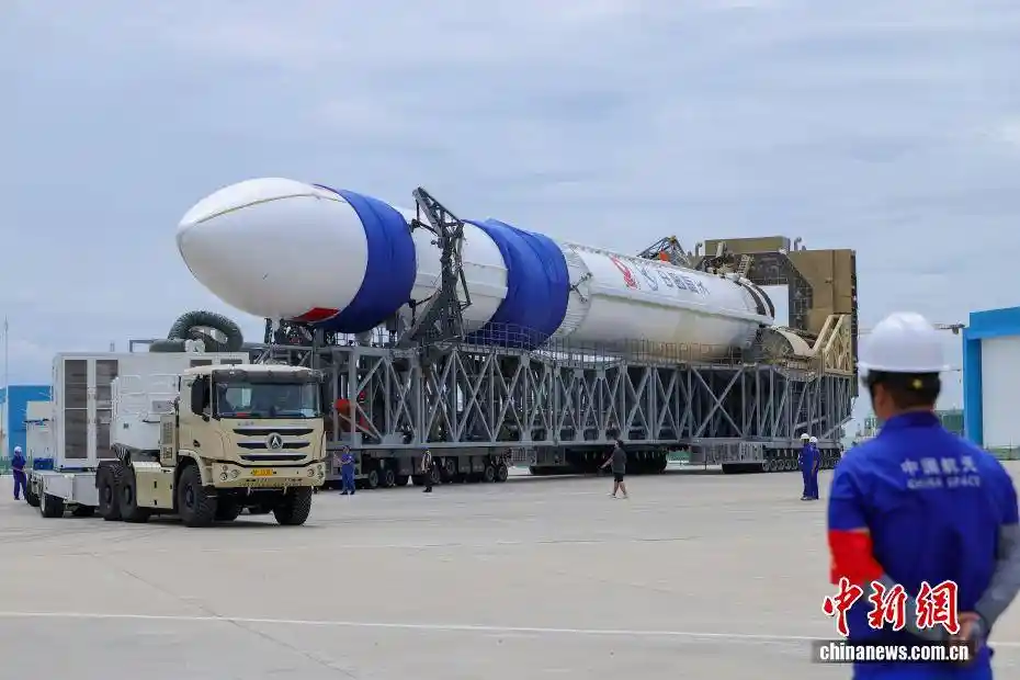 长征十号乙首飞成功!一级火箭首次回收引发全球关注